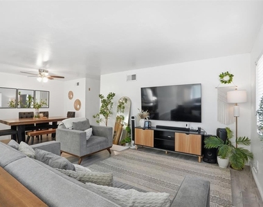1512 Concord Way A - Photo Thumbnail 23