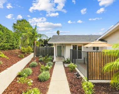 11489 Almazon St - Photo Thumbnail 7