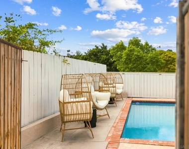 11489 Almazon St - Photo Thumbnail 24