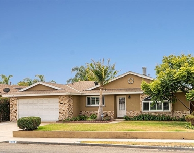 1585 Ionian St - Photo Thumbnail 2