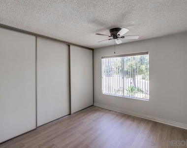 4755 Live Oak Ct - Photo Thumbnail 16