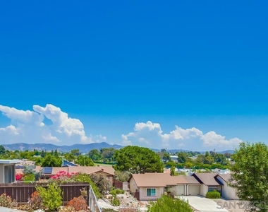 4755 Live Oak Ct - Photo Thumbnail 35