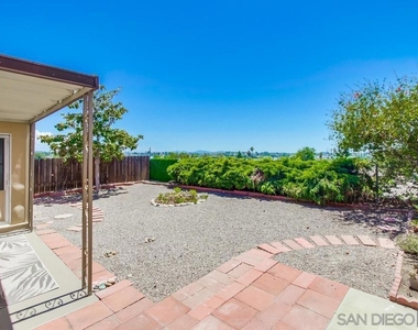 4755 Live Oak Ct - Photo Thumbnail 31