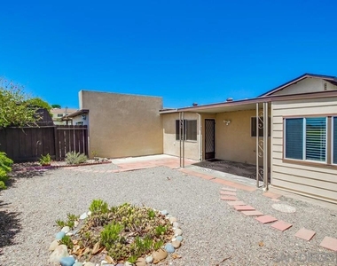4755 Live Oak Ct - Photo Thumbnail 28