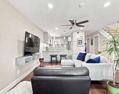 5704 Camino Del Cielo - Photo Thumbnail 7