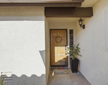 5704 Camino Del Cielo - Photo Thumbnail 25