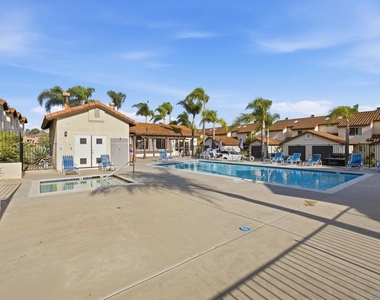 5704 Camino Del Cielo - Photo Thumbnail 23