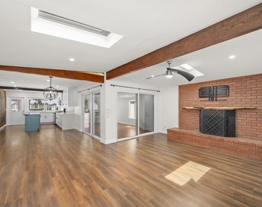 3863 Mount Ainsworth Ave - Photo Thumbnail 23