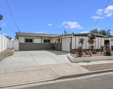3863 Mount Ainsworth Ave - Photo Thumbnail 48