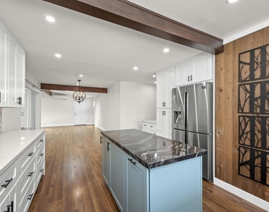 3863 Mount Ainsworth Ave - Photo Thumbnail 21