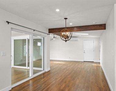 3863 Mount Ainsworth Ave - Photo Thumbnail 25