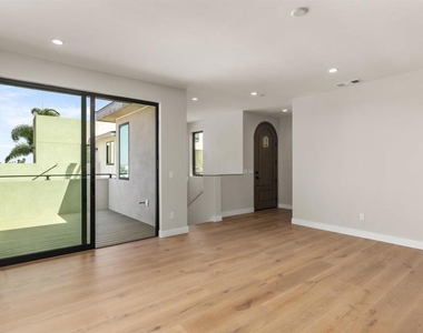 4647 Coronado Avenue - Photo Thumbnail 30