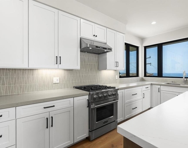 4647 Coronado Avenue - Photo Thumbnail 10