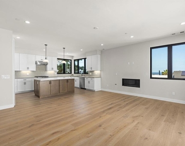 4647 Coronado Avenue - Photo Thumbnail 26