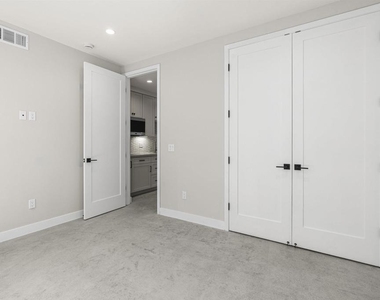 4647 Coronado Avenue - Photo Thumbnail 51