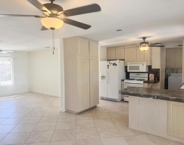 43586 Virginia Avenue - Photo Thumbnail 5