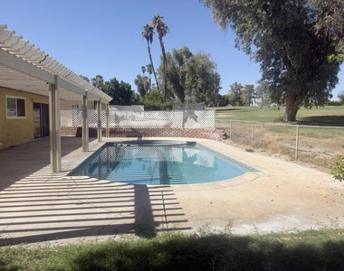 43586 Virginia Avenue - Photo Thumbnail 17