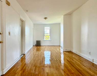 1359 Prospect Place - Photo Thumbnail 17