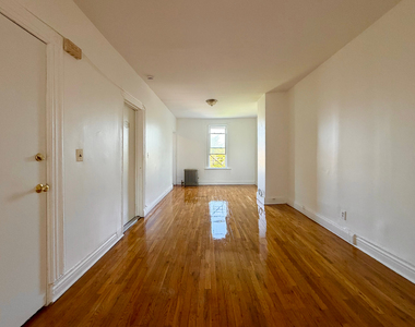 1359 Prospect Place - Photo Thumbnail 16