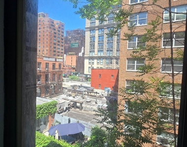 West 12th Street - Photo Thumbnail 1