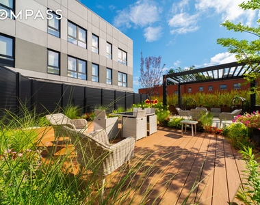 Vleigh Place - Photo Thumbnail 8