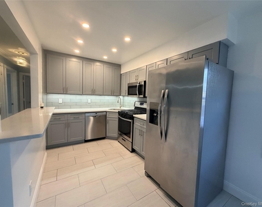 94 Lucille Avenue - Photo Thumbnail 2