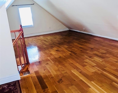 190-60 111th Avenue - Photo Thumbnail 20