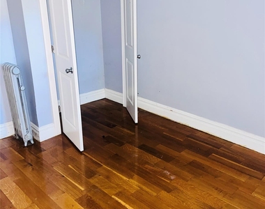 190-60 111th Avenue - Photo Thumbnail 5