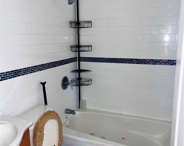 190-60 111th Avenue - Photo Thumbnail 15