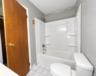 248 Concord Lane - Photo Thumbnail 16