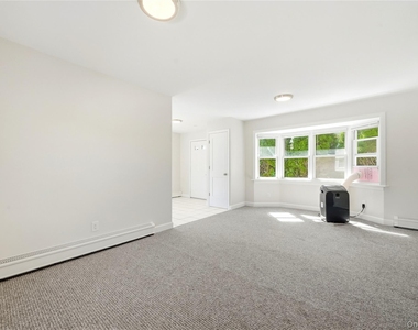 27 Willoughby Place - Photo Thumbnail 10