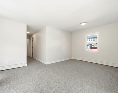 27 Willoughby Place - Photo Thumbnail 8