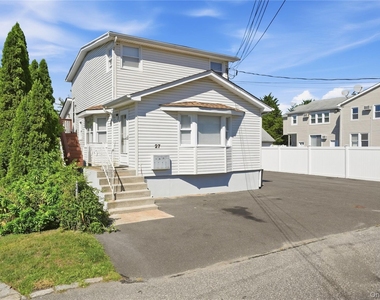 27 Willoughby Place - Photo Thumbnail 1