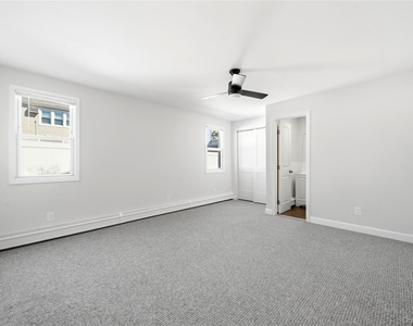 27 Willoughby Place - Photo Thumbnail 17