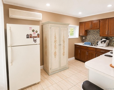 40 Maplewood Drive - Photo Thumbnail 21