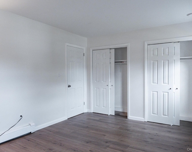 8 Ivy Court - Photo Thumbnail 7