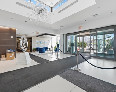 701 Ridge Hill Boulevard - Photo Thumbnail 36