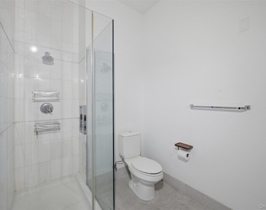 701 Ridge Hill Boulevard - Photo Thumbnail 21