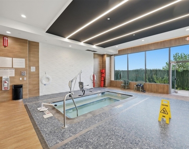 701 Ridge Hill Boulevard - Photo Thumbnail 30