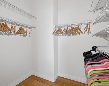 701 Ridge Hill Boulevard - Photo Thumbnail 23
