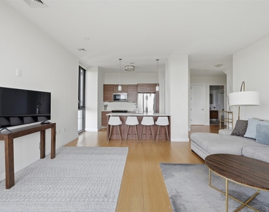 701 Ridge Hill Boulevard - Photo Thumbnail 12