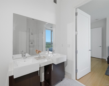 701 Ridge Hill Boulevard - Photo Thumbnail 22