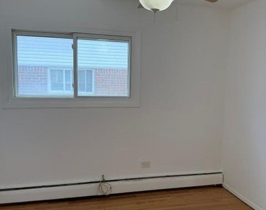 137-29 81st Street - Photo Thumbnail 4