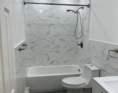 137-29 81st Street - Photo Thumbnail 8