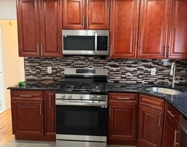 137-29 81st Street - Photo Thumbnail 6