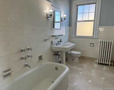 330 3rd Avenue - Photo Thumbnail 8