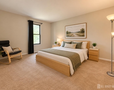 342 Crosspointe Drive - Photo Thumbnail 10