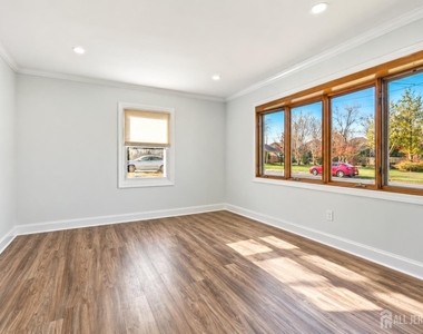 237 Johnson Avenue - Photo Thumbnail 1