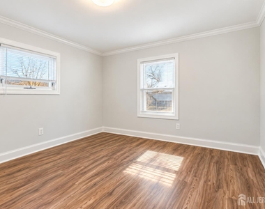 237 Johnson Avenue - Photo Thumbnail 20