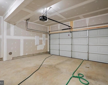 64 Stafford Place - Photo Thumbnail 38